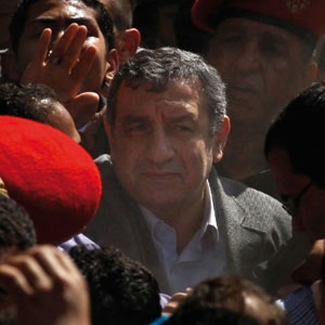 Essam Sharaf，埃及工程师，在今年埃及抗议运动中积极呼吁发展科学。