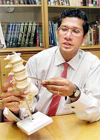 人造椎间盘在动物身上试验成功