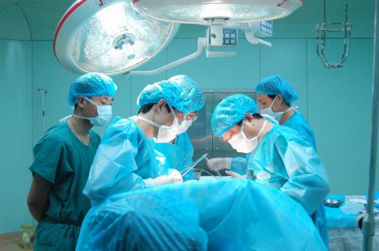 我国为世界顶级医疗机构提供肝脏手术示范