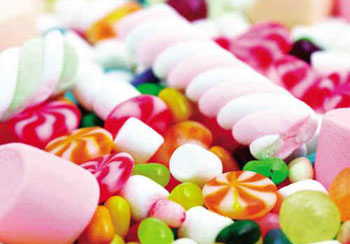 食品添加剂不是必需的 所有添加剂都是有害的