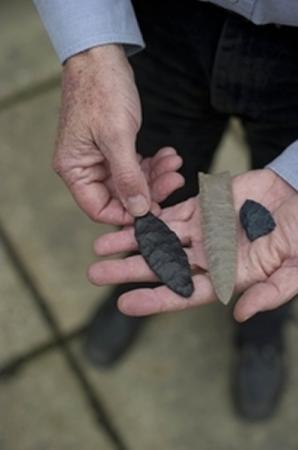 制作石刀的材料来自大洋另一端